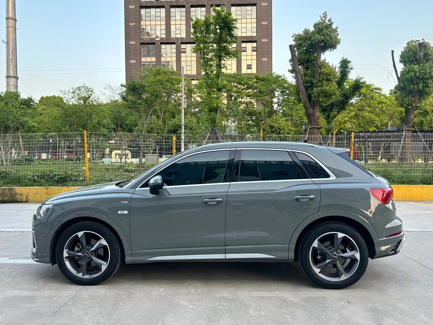 Audi Q3 2024 35 TFSI Fashion Sport фото 6