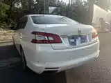 صورة 8 - Peugeot 408