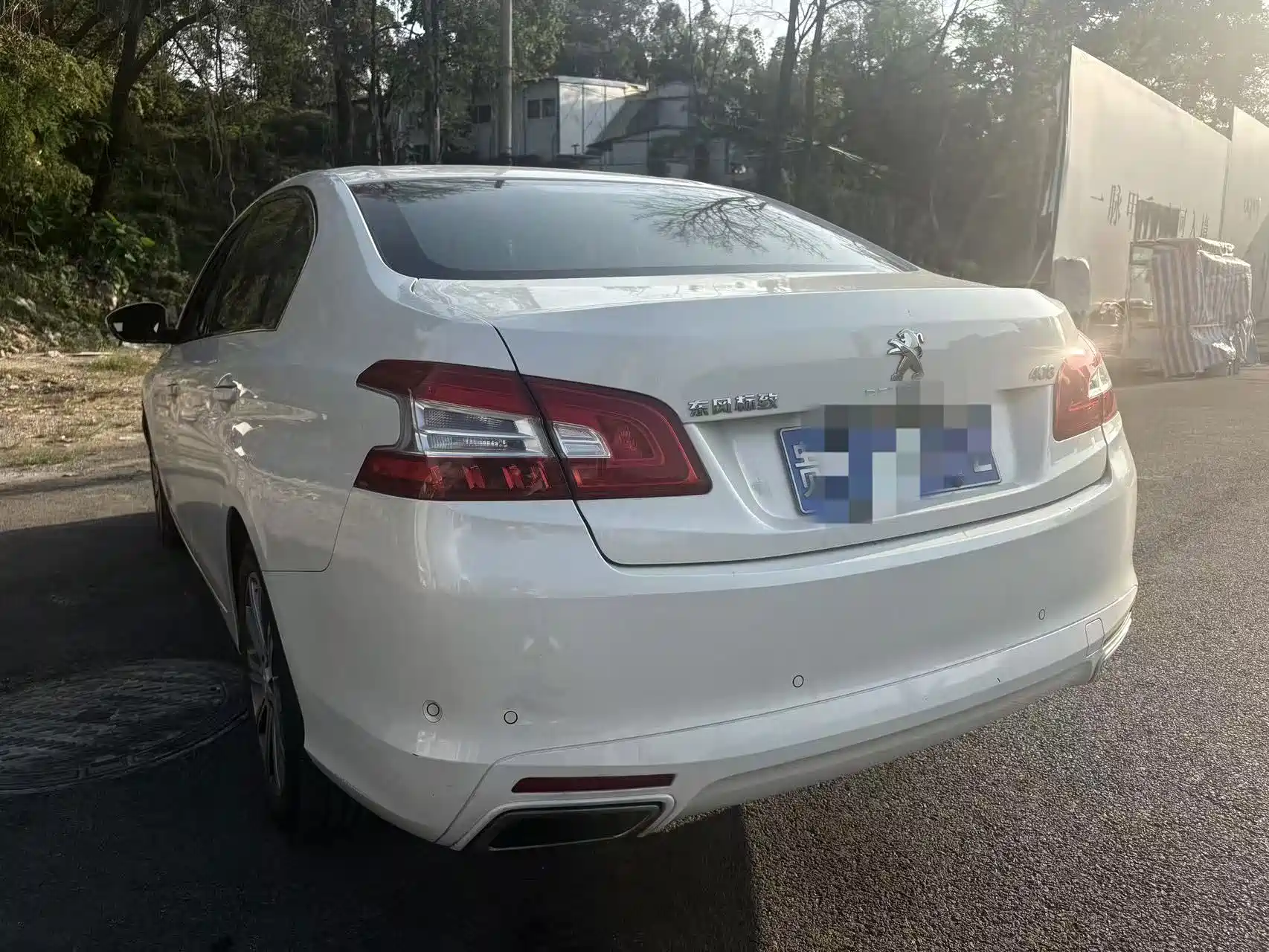 صورة 8 - Peugeot 408