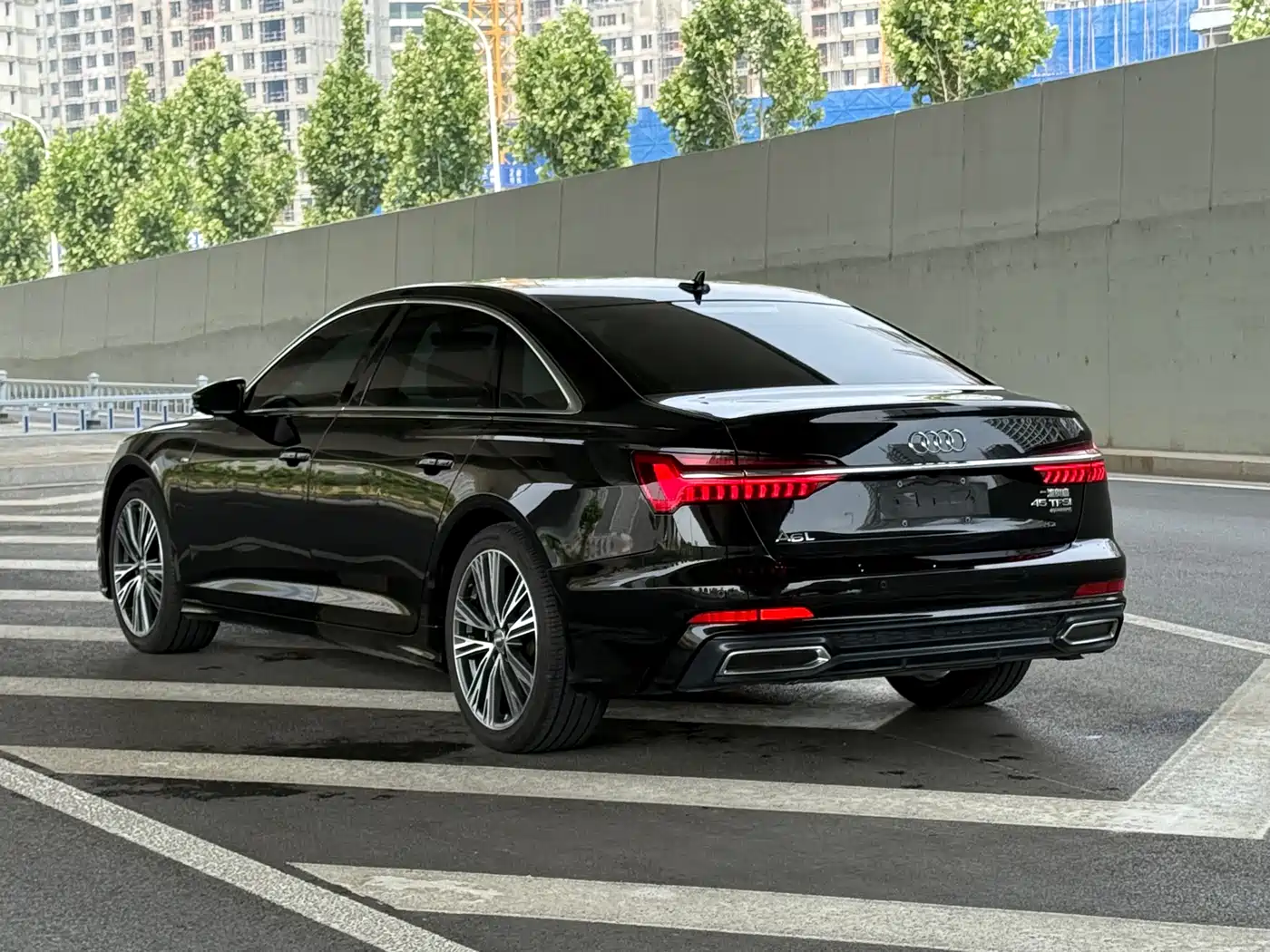 Audi A6L 2021 45 TFSI Exclusive Sport фото 18