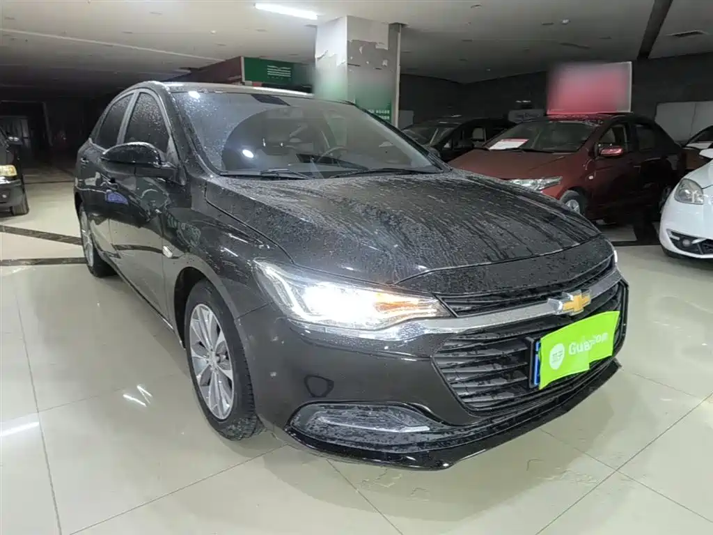CHEVROLET CRUZE
