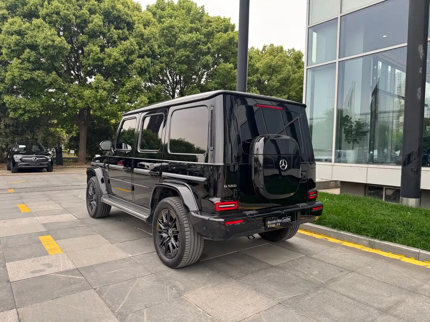 Mercedes-Benz G-Class New Energy 2025 G580 Launch Special Edition фото 24