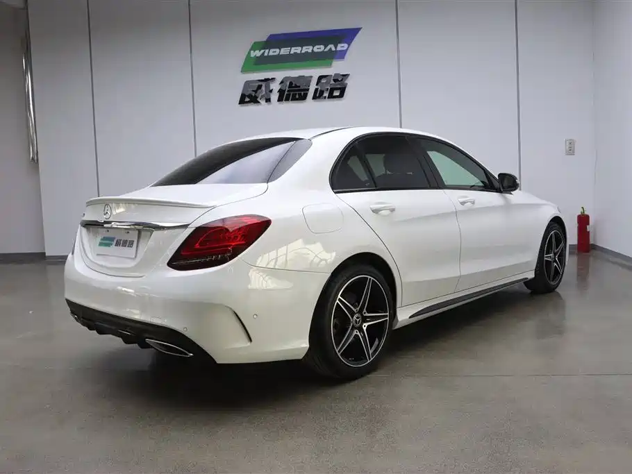 Mercedes-Benz C-Class 2020 Facelift C 260 Sport Version фото 2