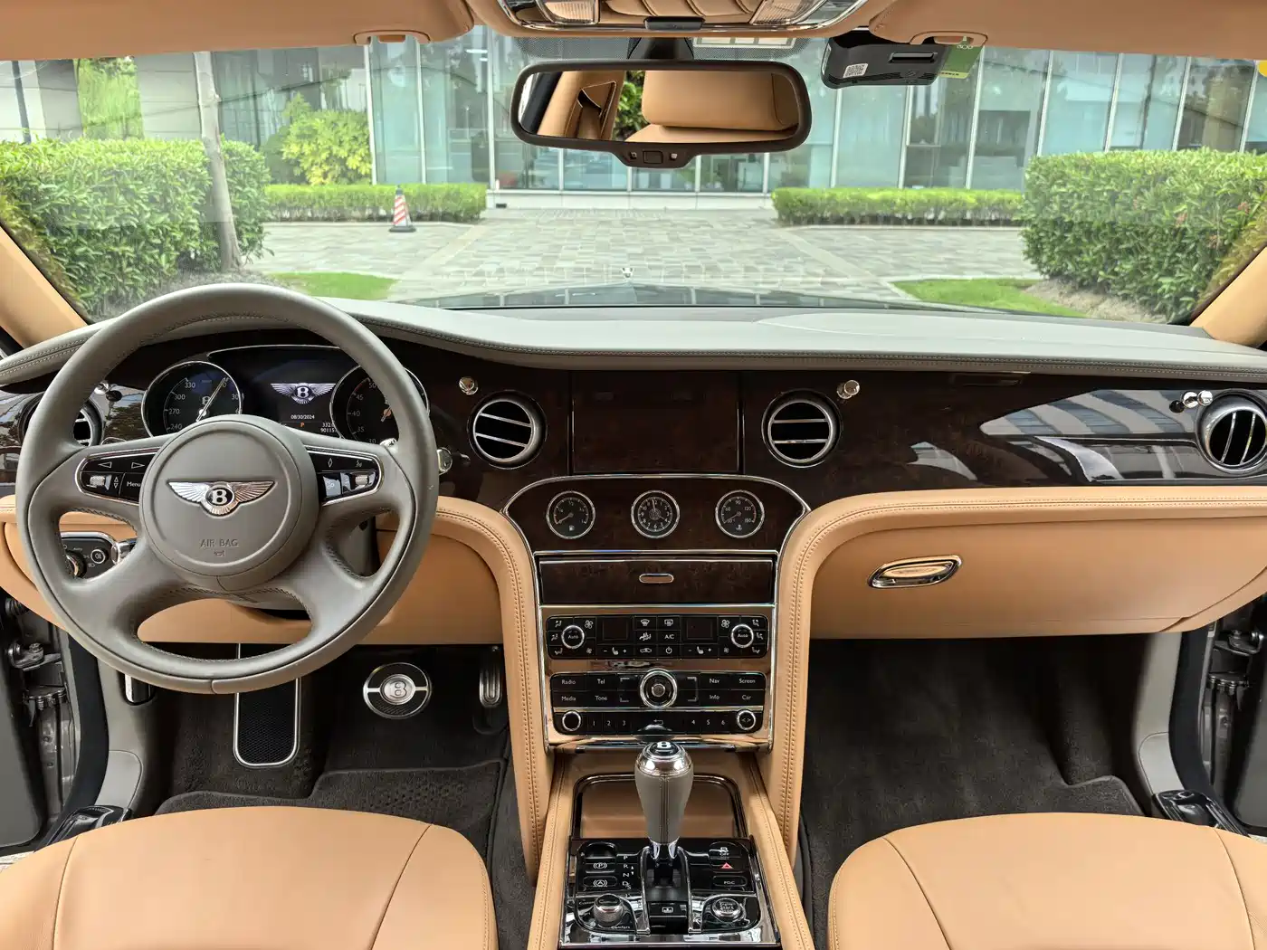 Фото 25 - Bentley Mulsanne