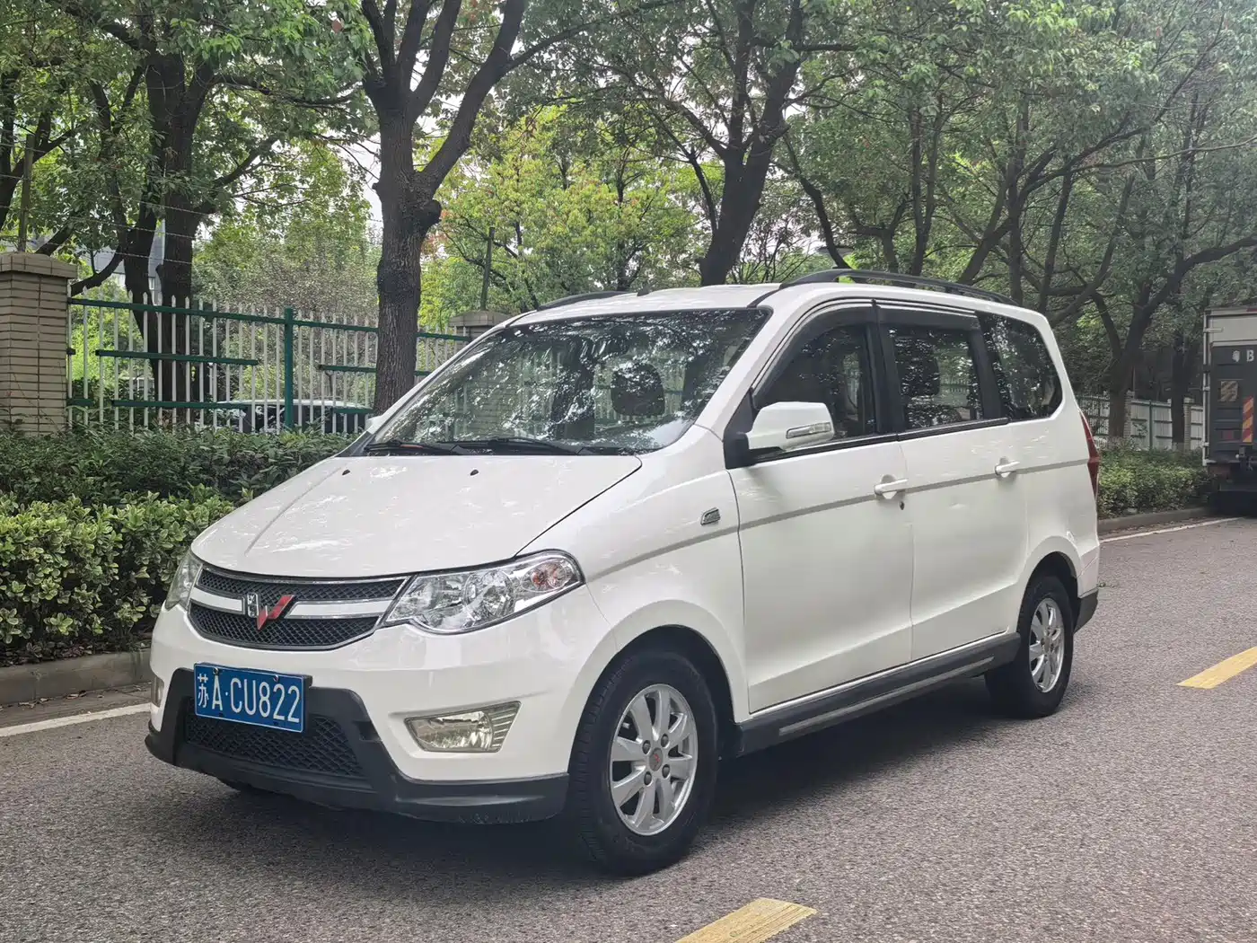 Wuling Motors Wuling Hongguang 2015 2014 1.5L S Automatic Comfort