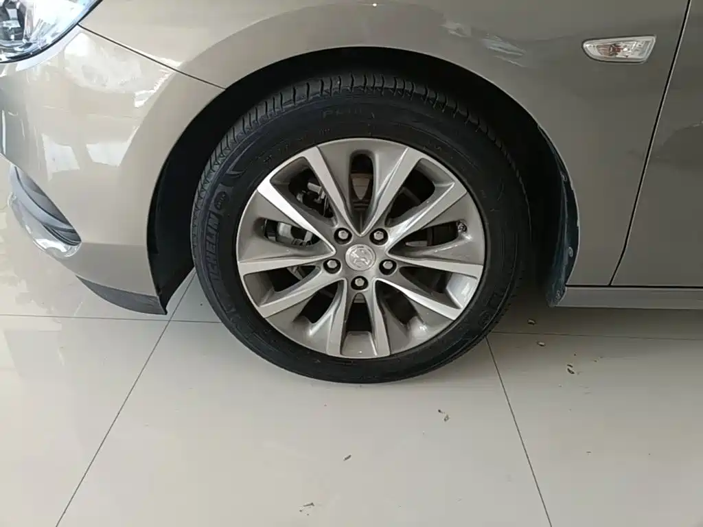Buick GL6 2021 2019 18T 6-seat Connected Luxury China VI