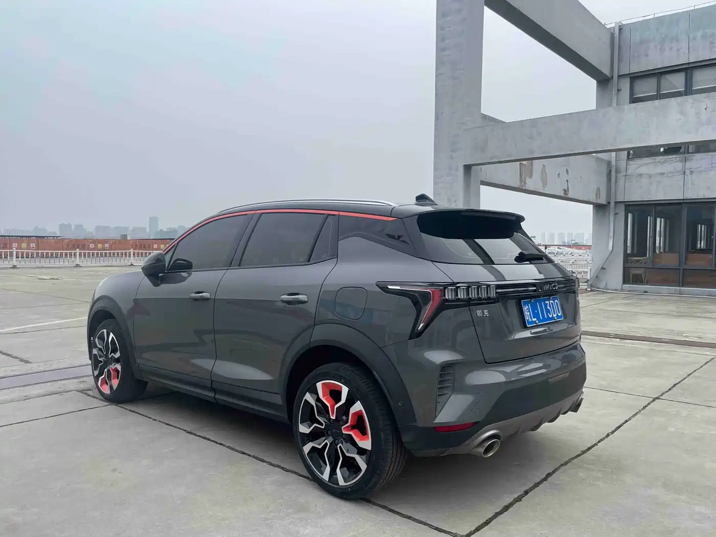 Lynk & Co 06 2020 1.5T Halo фото 6