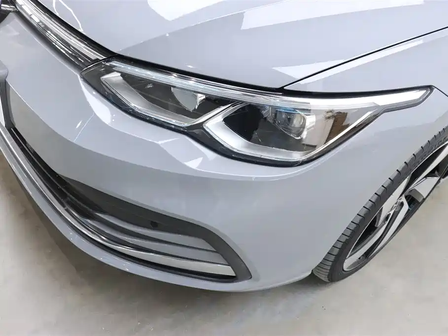 Volkswagen Golf 2023 280TSI DSG Pro фото 32