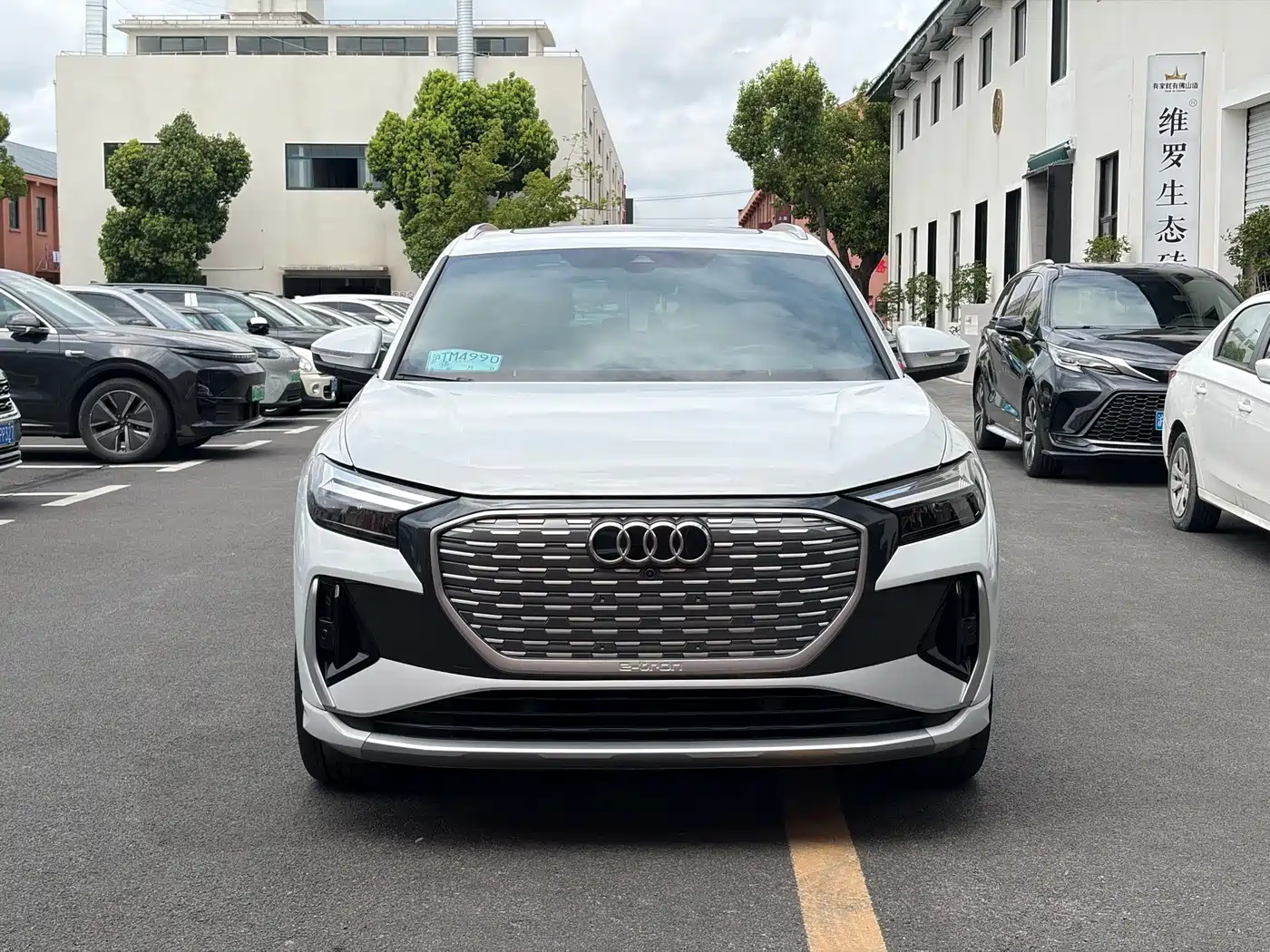 Audi Q4 e-tron 2023 2023 40 e-tron Pioneer Edition