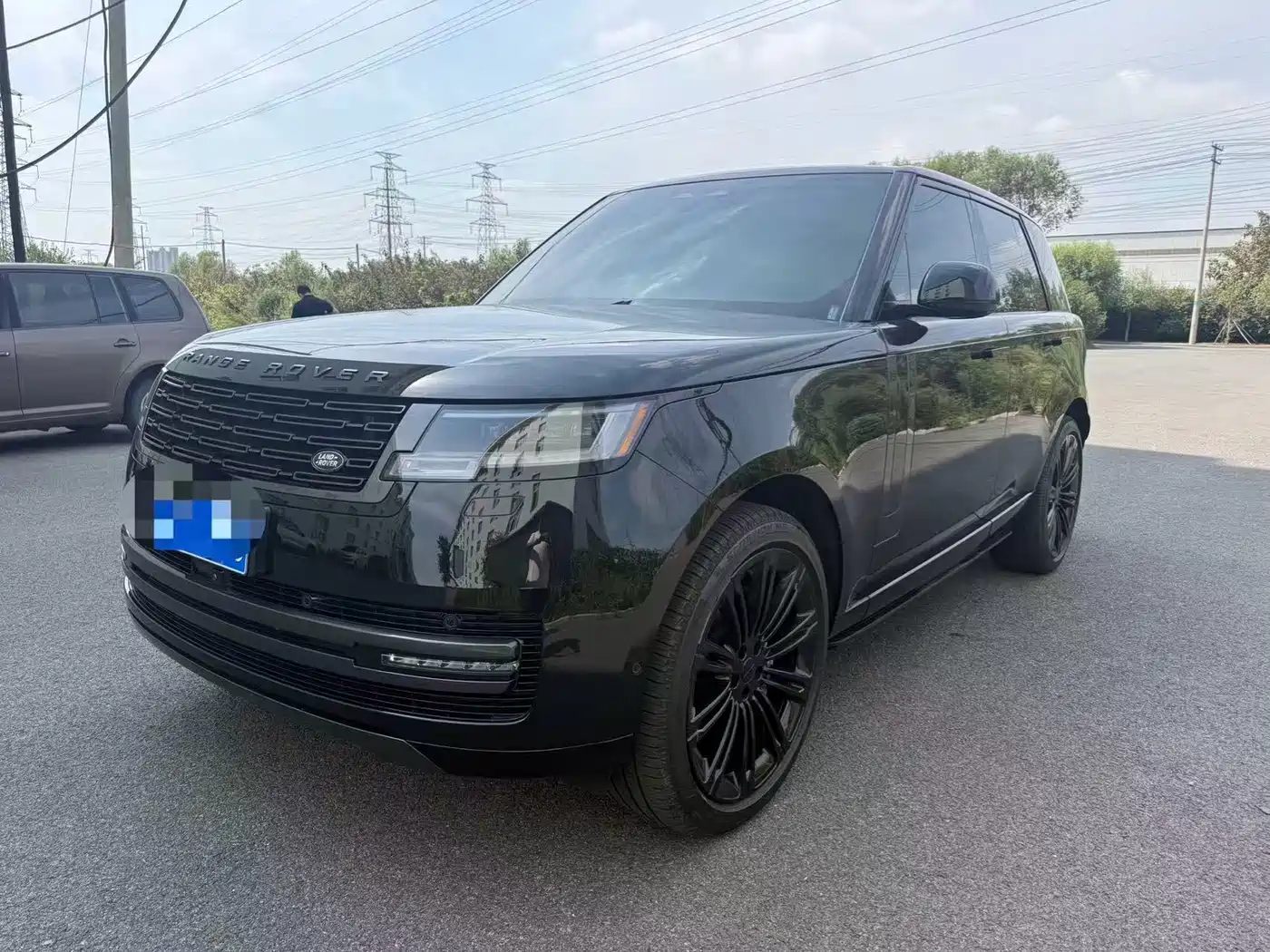 Land Rover Range Rover 2026 2026 Model 3.0 L6 360PS SE Standard Wheelbase Version