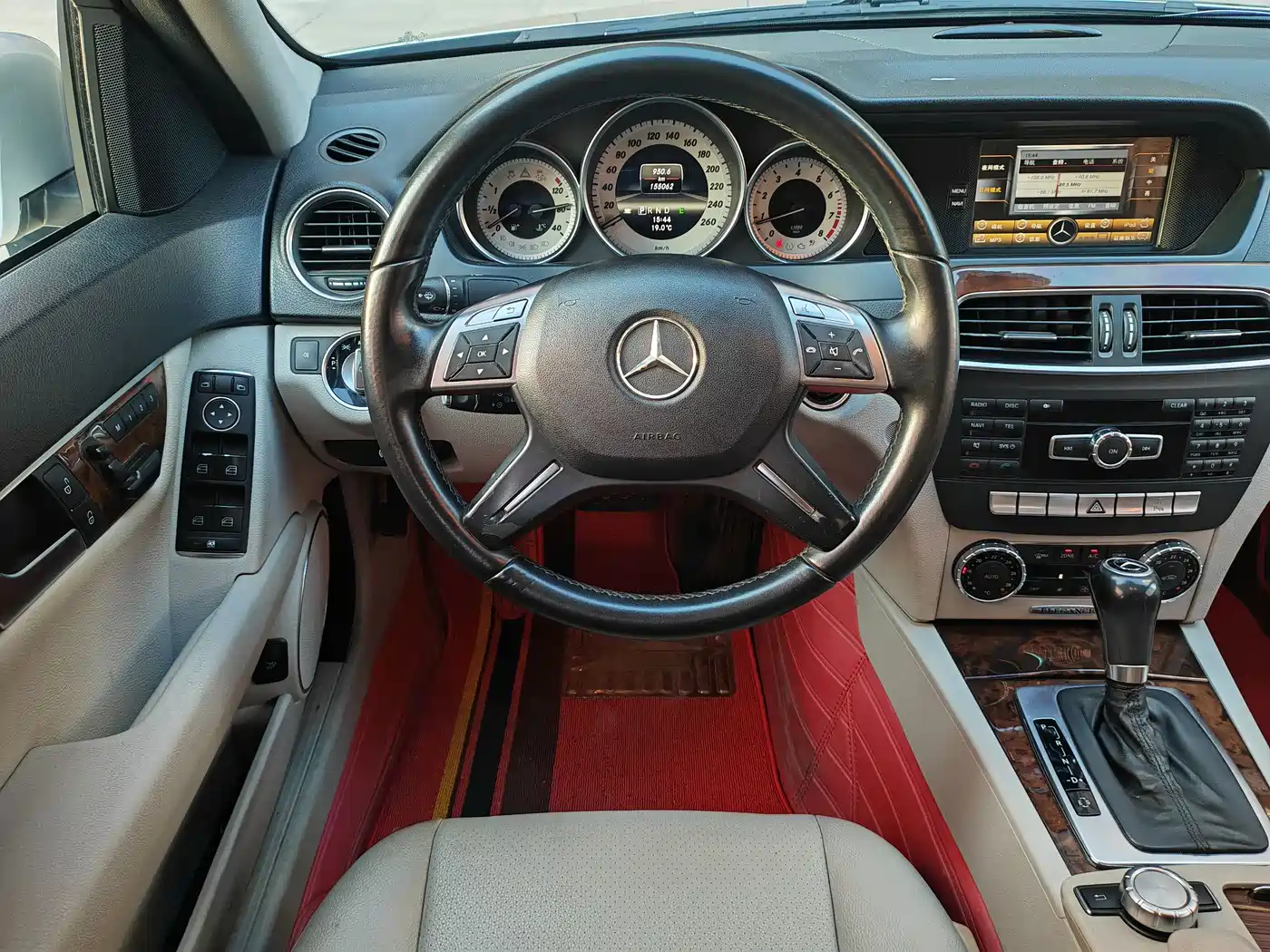 Mercedes-Benz C-Class 2013 C 260 CGI Elegance фото 11