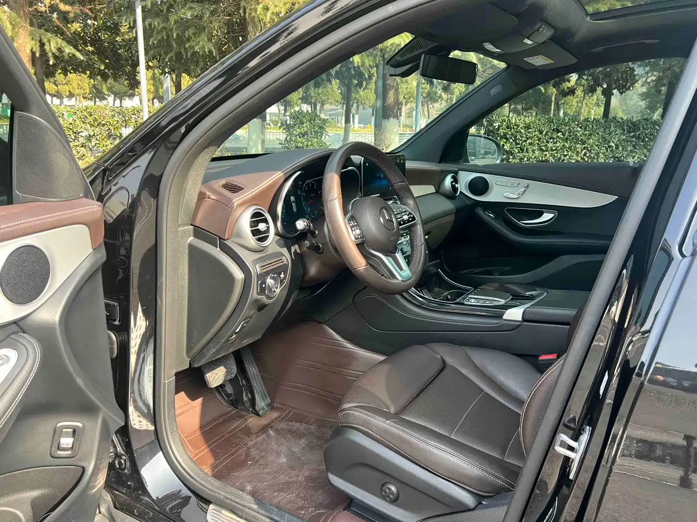 Mercedes-Benz GLC 2021 GLC 260 L 4MATIC Sporty фото 7