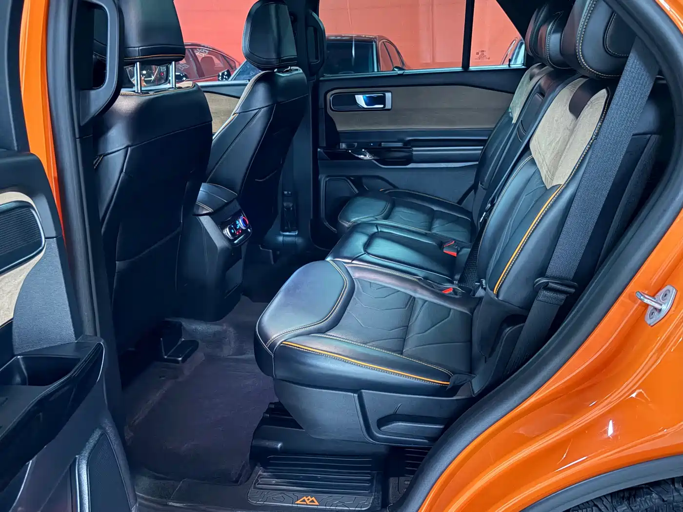 Ford Explorer 2024 2024 2.3T EcoBoost Kunlun Summit Edition 7-Seater