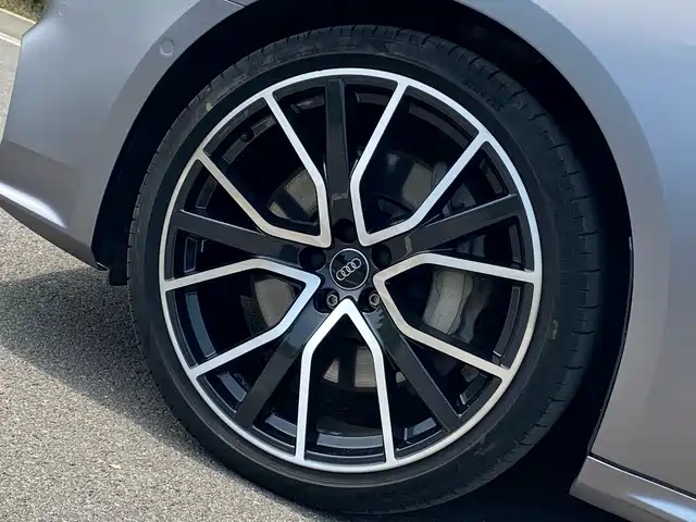 Audi A7 2019 55 TFSI quattro Competition Edition — фото 4