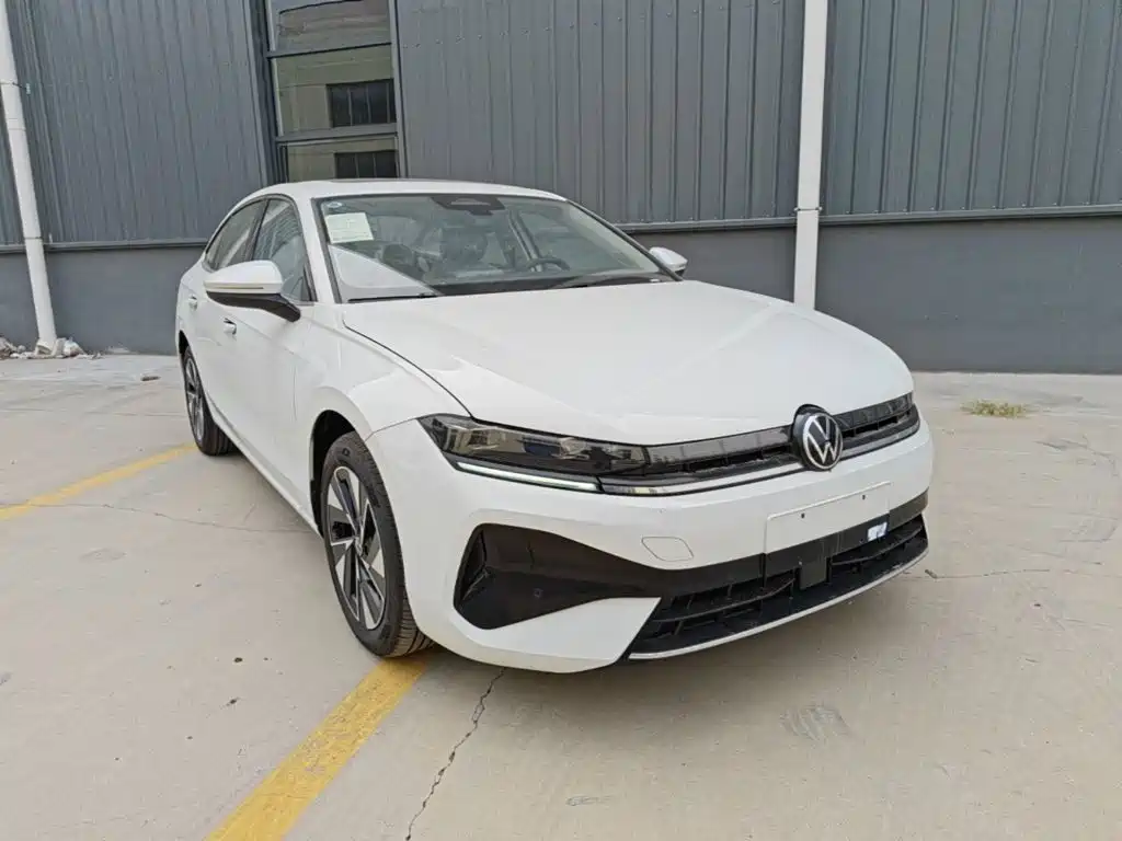 Volkswagen Sagitar 2026 2025 300TSI DSG Mid-range Edition