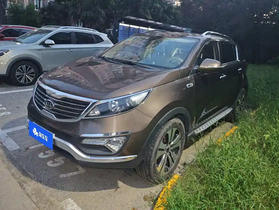 Фото 1 - Kia Sportage