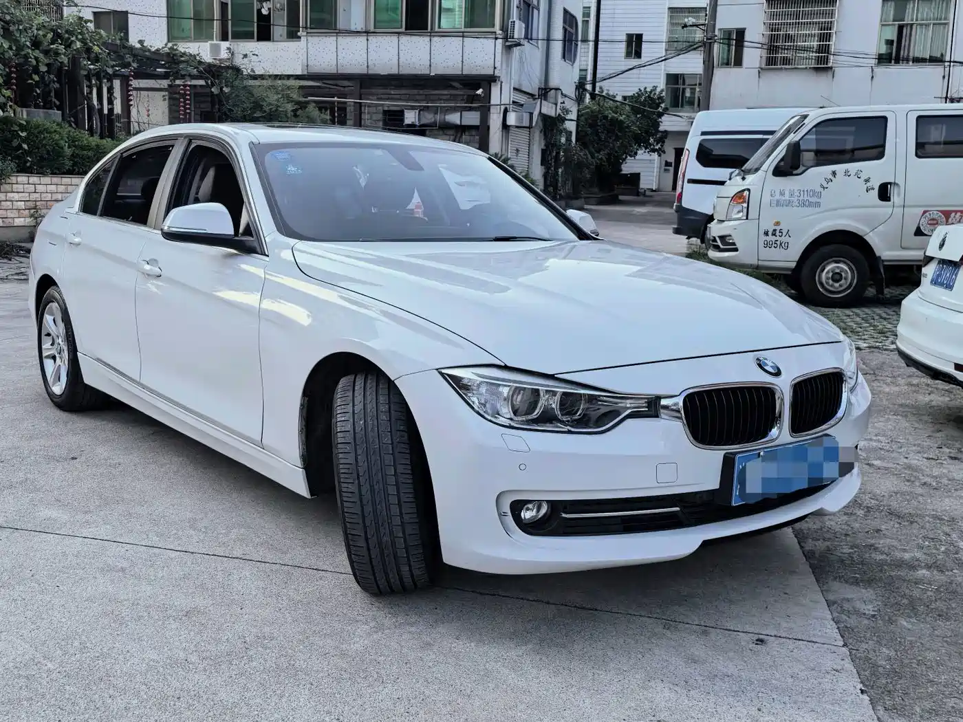 Фото 3 - BMW 3 Series