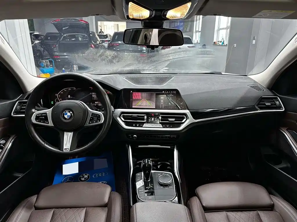 BMW 3-SERIES