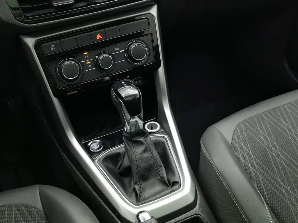 VOLKSWAGEN TU KAI