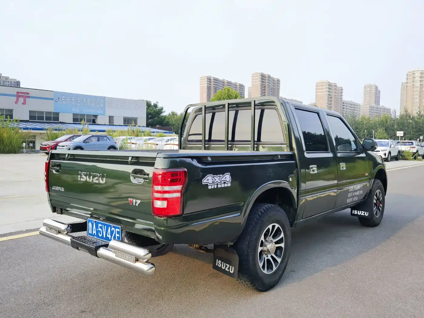 Isuzu Pickup 2016 2015 2.8T 4WD 4JB1CT