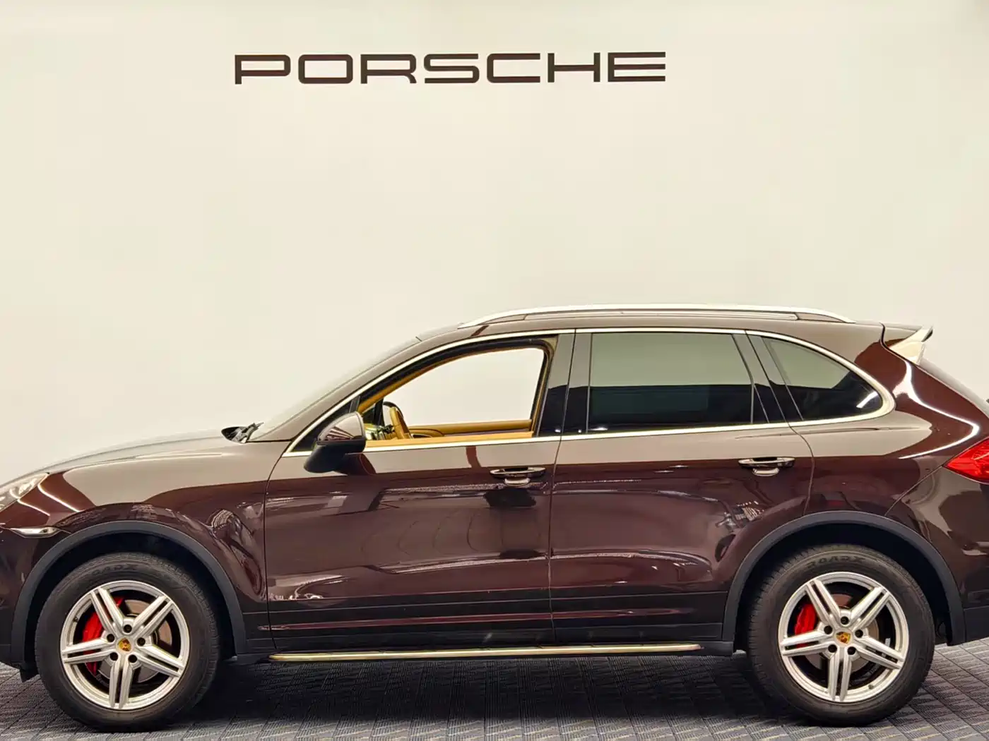 Porsche Cayenne фото 5