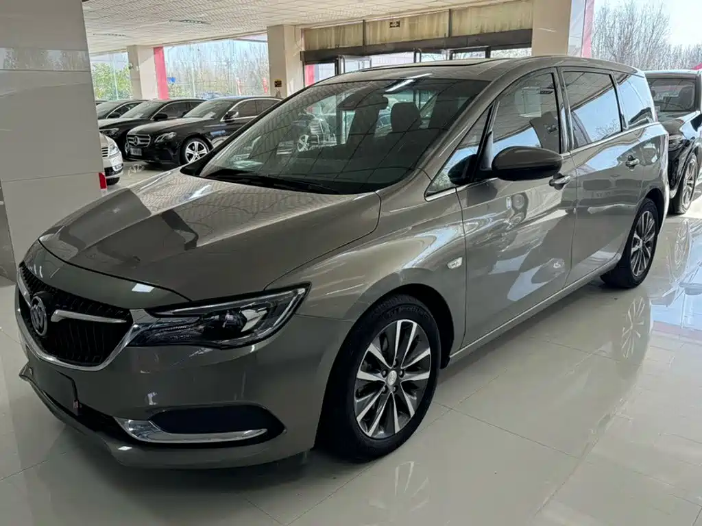 Фото 2 - Buick GL6