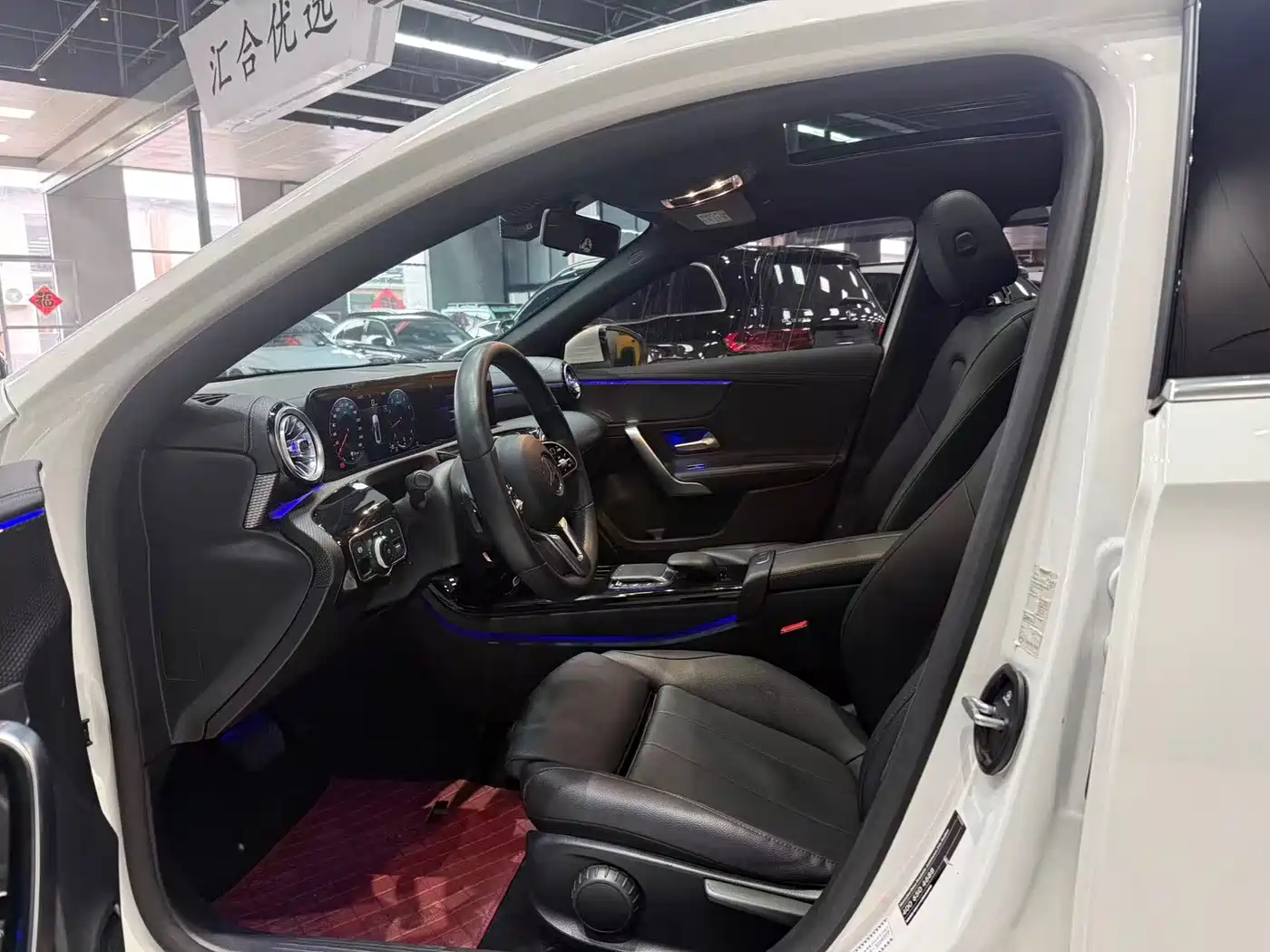 Mercedes-Benz A-Class 2021 A 200 L Sport Sedan Dynamic Type фото 4