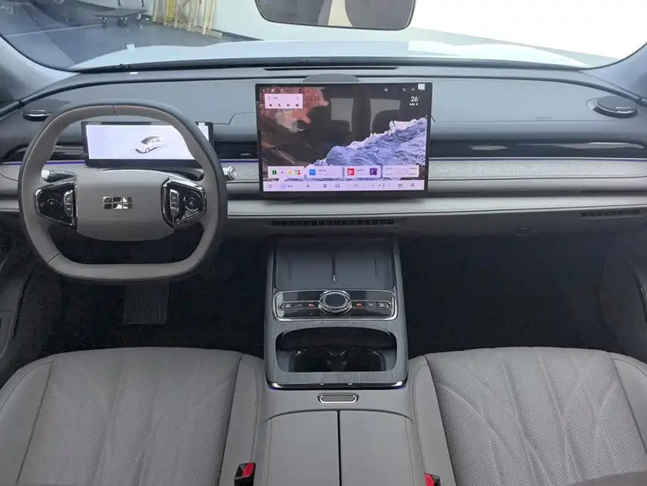 Geely Galaxy Galaxy Xingyao 8 2026 2025 130km EM-i Premium Edition