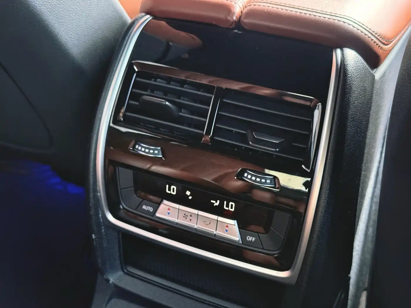 BMW X7 2020 xDrive40i Premium M Sport Package фото 22