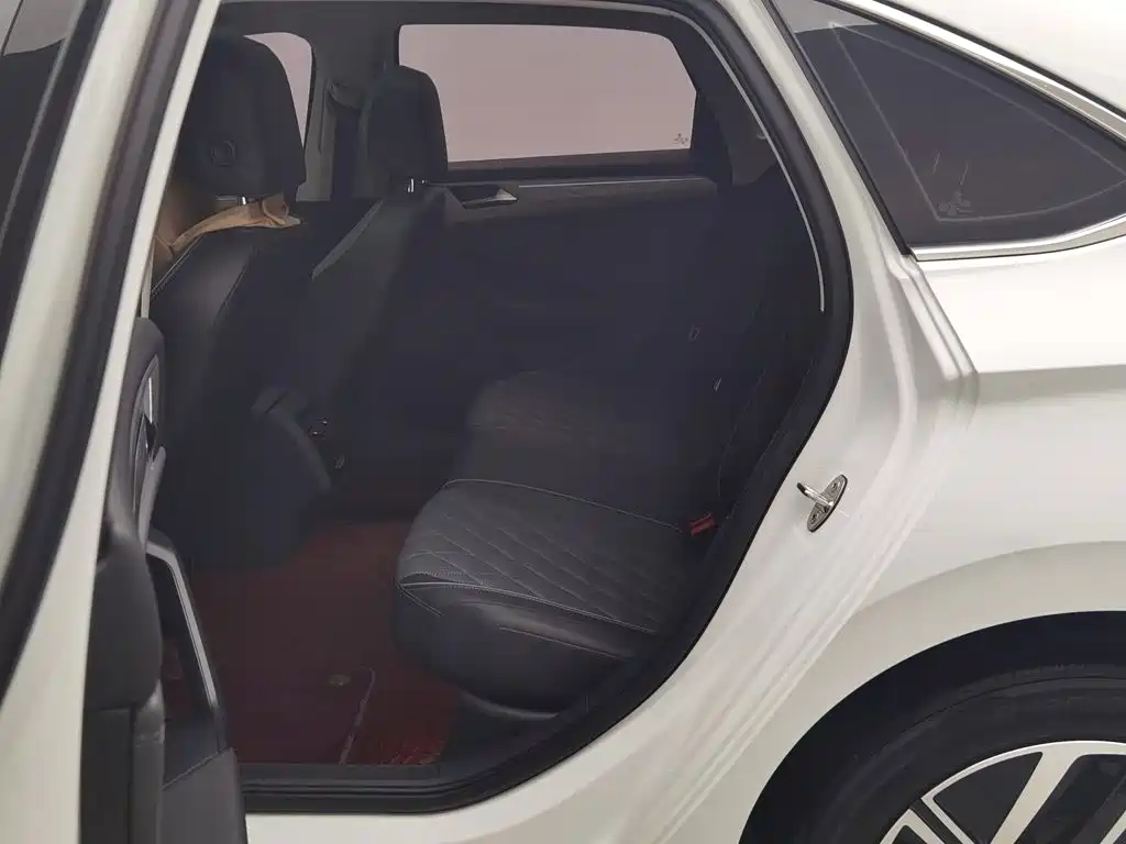 Volkswagen Sagitar, миниатюра 15