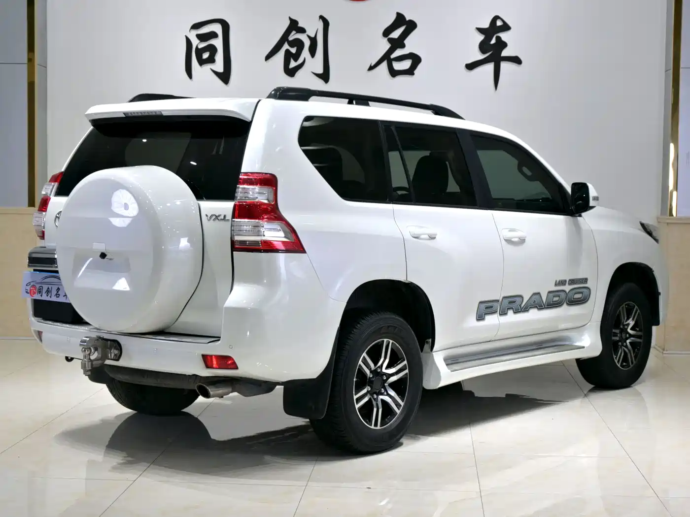 TOYOTA PRADO