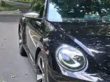 Photo 9 - Volkswagen Beetle