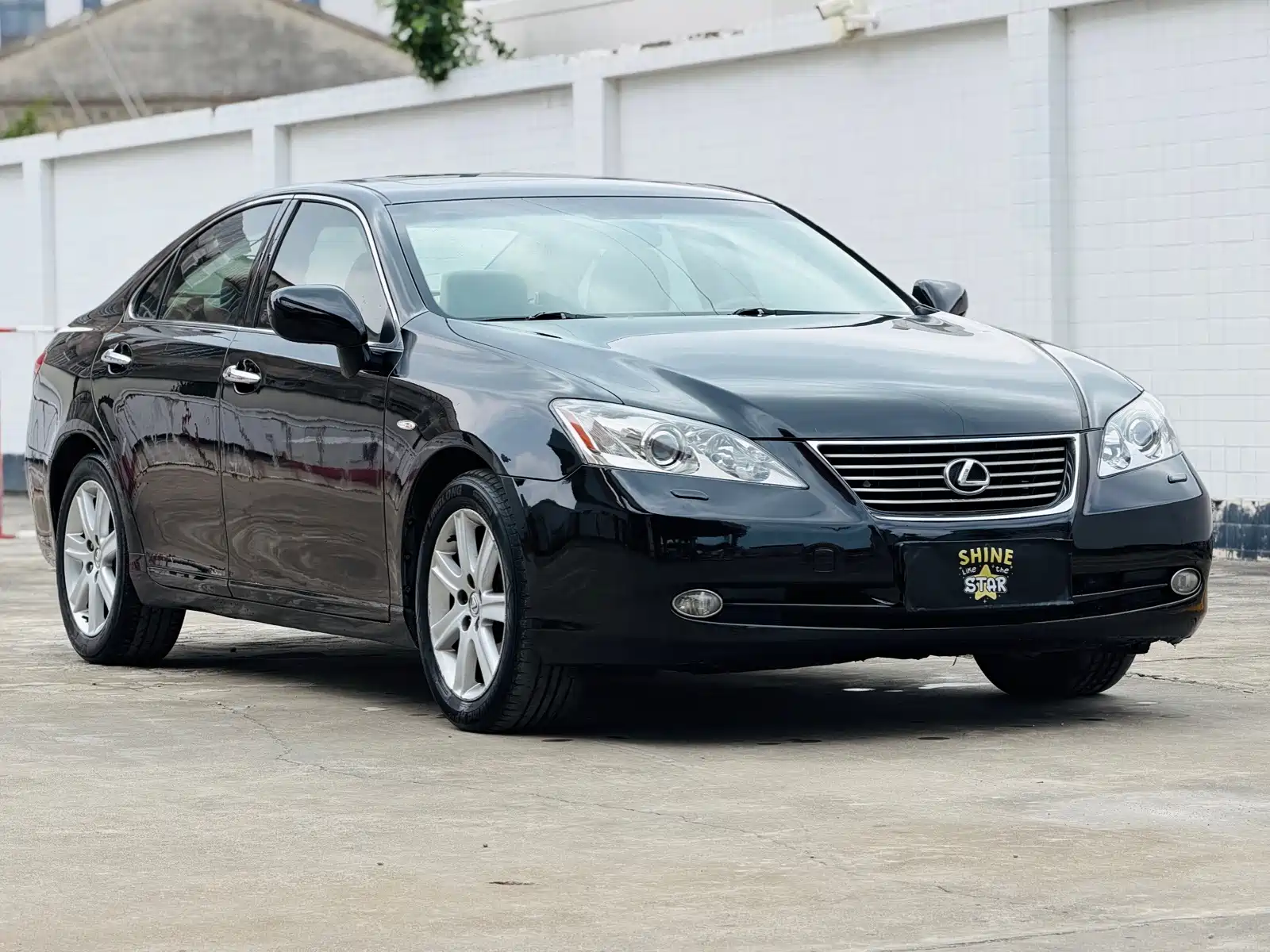 Фото 3 - Lexus ES