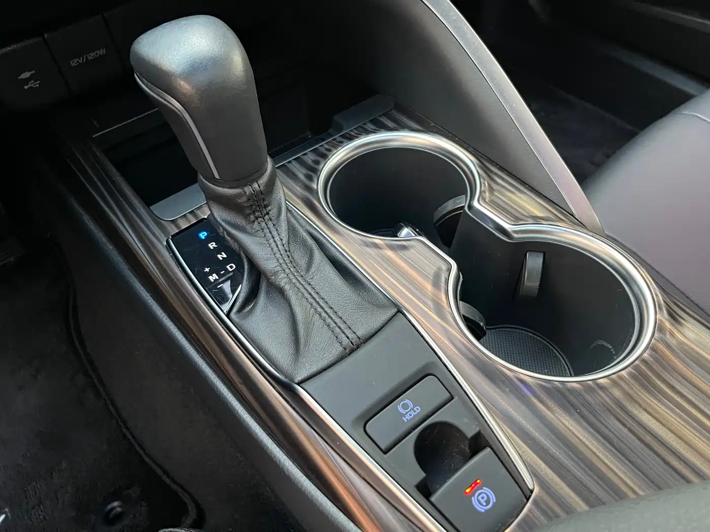Toyota Camry 2019 2.0G Luxury (China V) фото 16