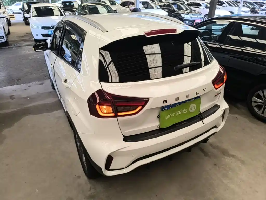 Geely Vision X3 2022 2021 PRO 1.5L CVT Premium