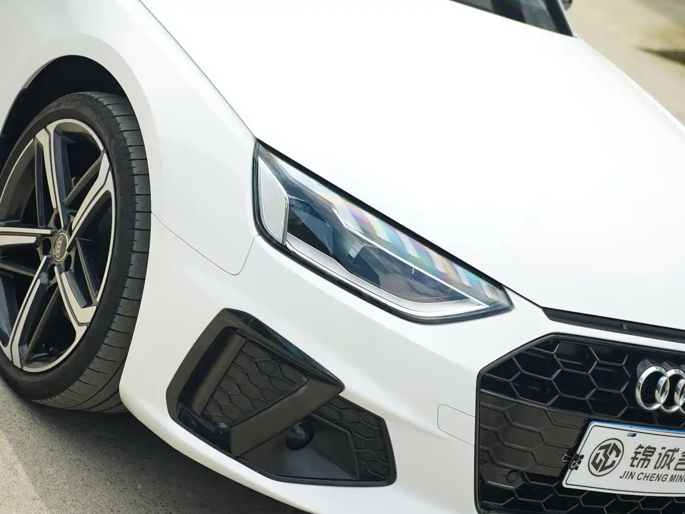 Audi A4L 2024 40 TFSI Luxury Dynamic фото 9
