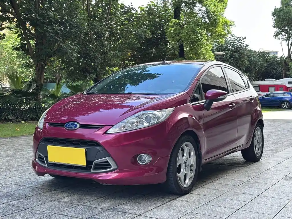 Ford Fiesta 2012 2011 Hatchback 1.5L Automatic Fashion