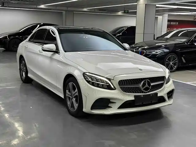 Mercedes-Benz C-Class 2020