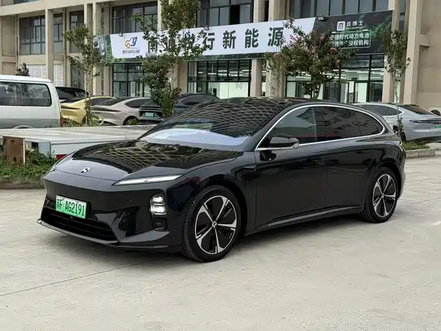 NIO ET5T 2025