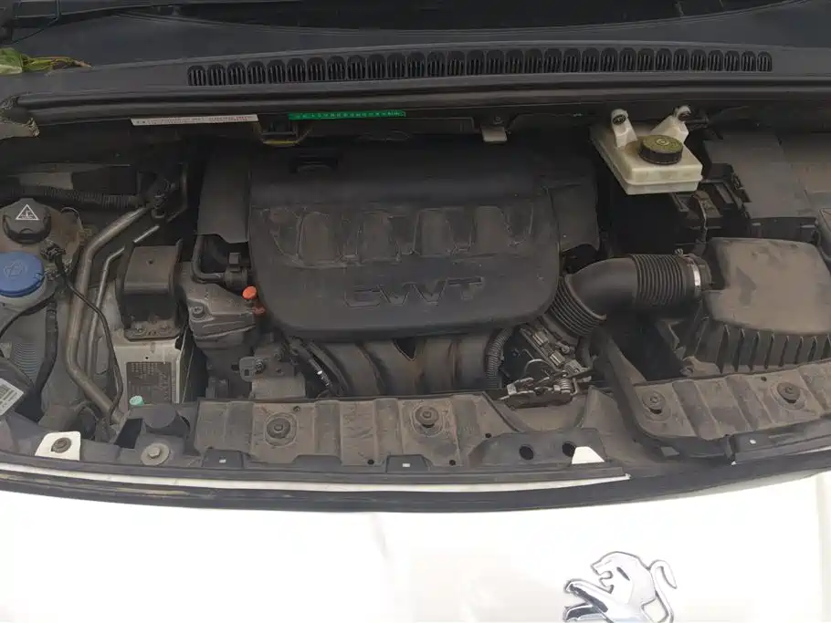Peugeot 3008 2015 2.0L Automatic Classic Edition фото 10