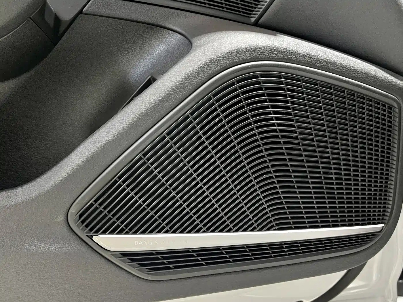 Audi A5 (Import) 2024 Sportback 40 TFSI quattro Luxury Dynamic фото 8