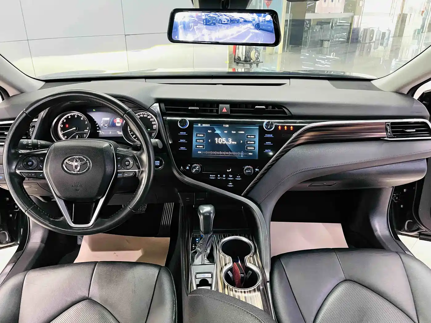 Toyota Camry 2019 Facelift 2.0G Luxury Edition фото 9