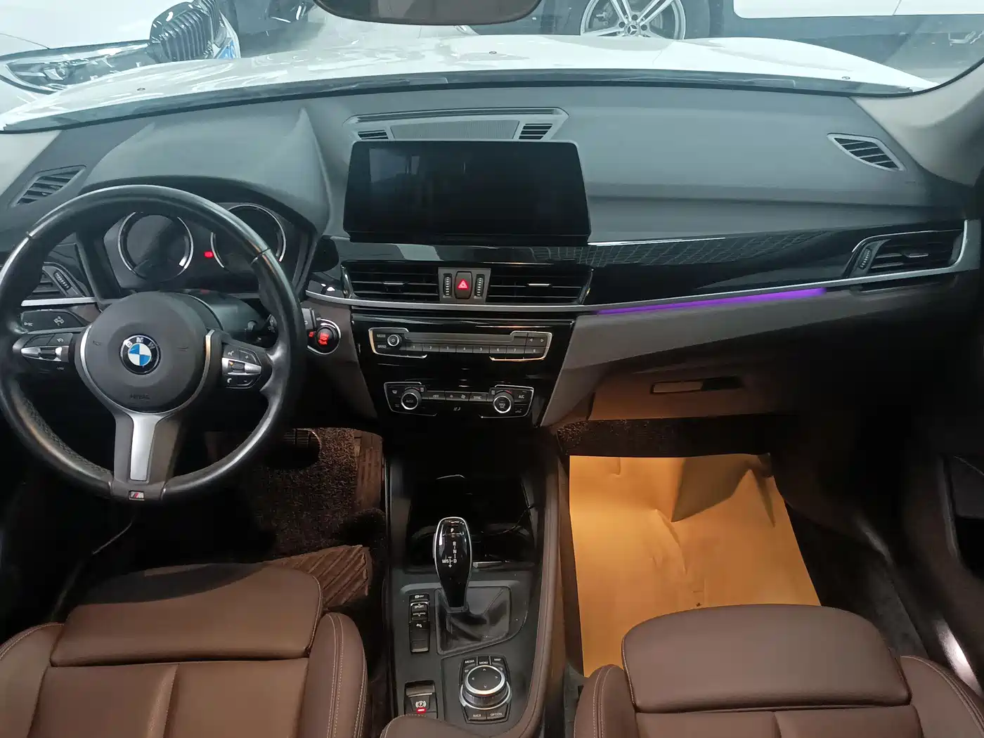 BMW X1 2022 sDrive25Li Leading фото 9