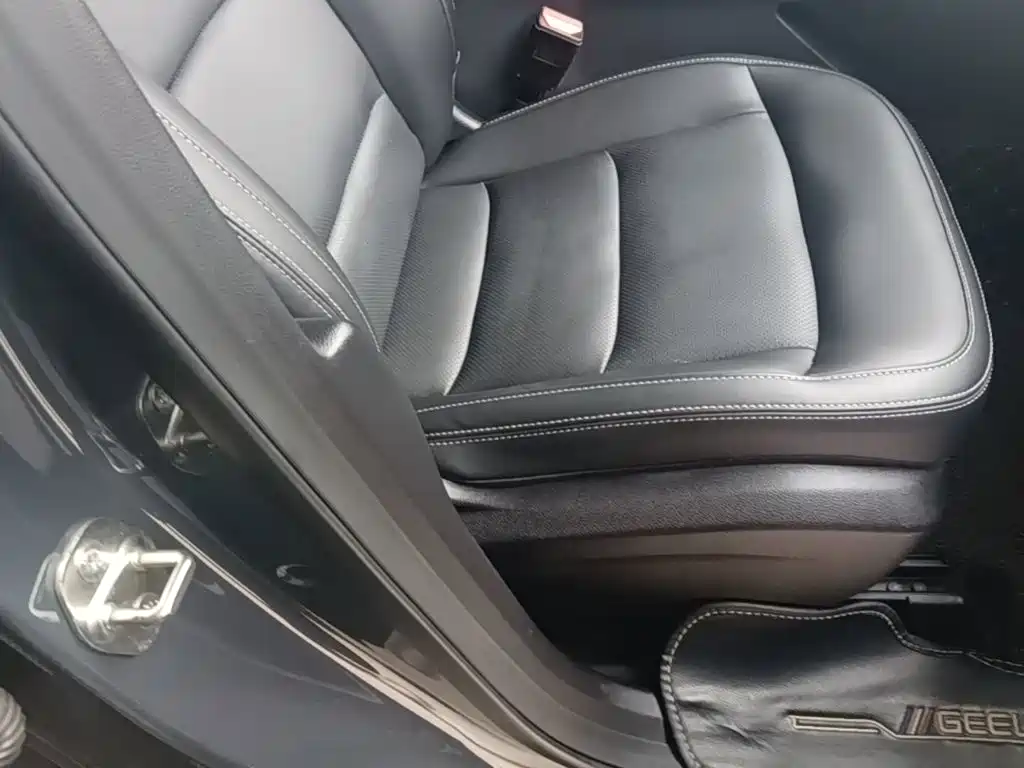Geely Haoyue 2021 2020 1.8TD DCT Luxury 7-Seater