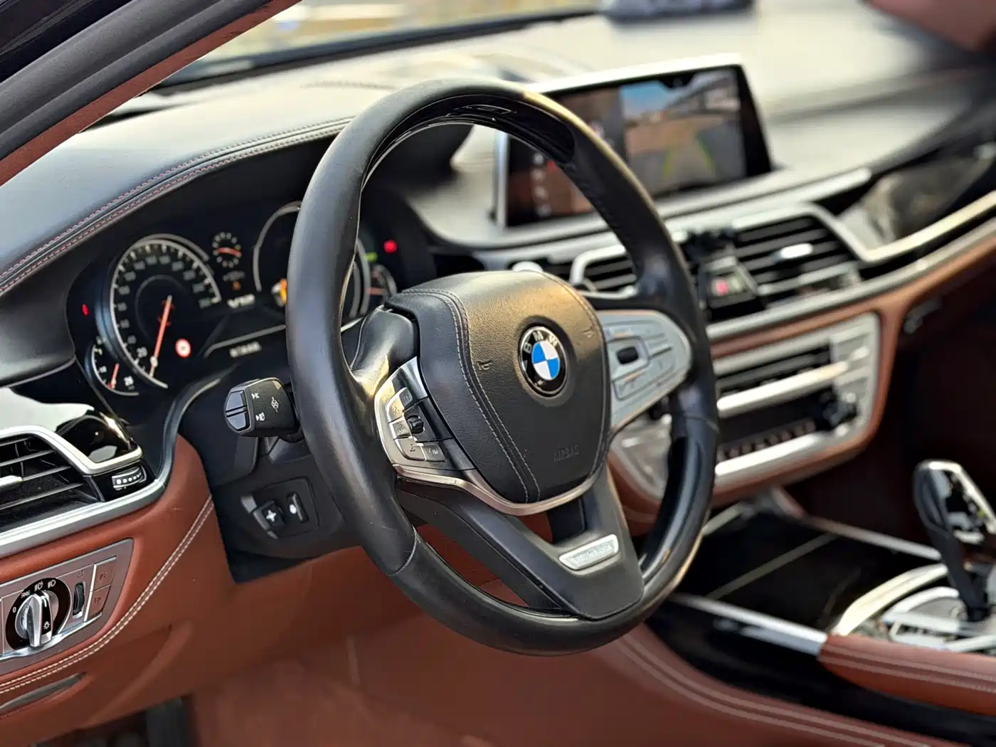 BMW 7 SERIES