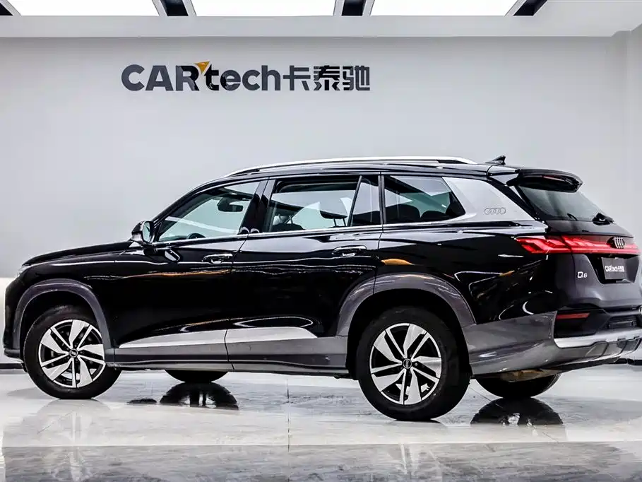Audi Q6 2024 40 TFSI quattro Cloud View Yulin Package 7-seater фото 4