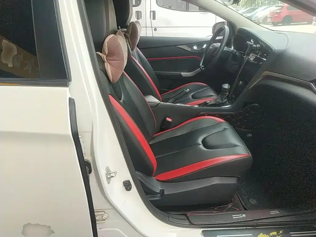 Venucia D60 2018 2018 1.6L CVT Smart Elite Edition