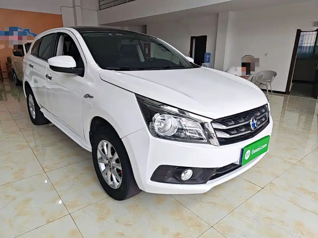 Venucia T70 2017 2016 1.6L Manual Rui Xing Edition