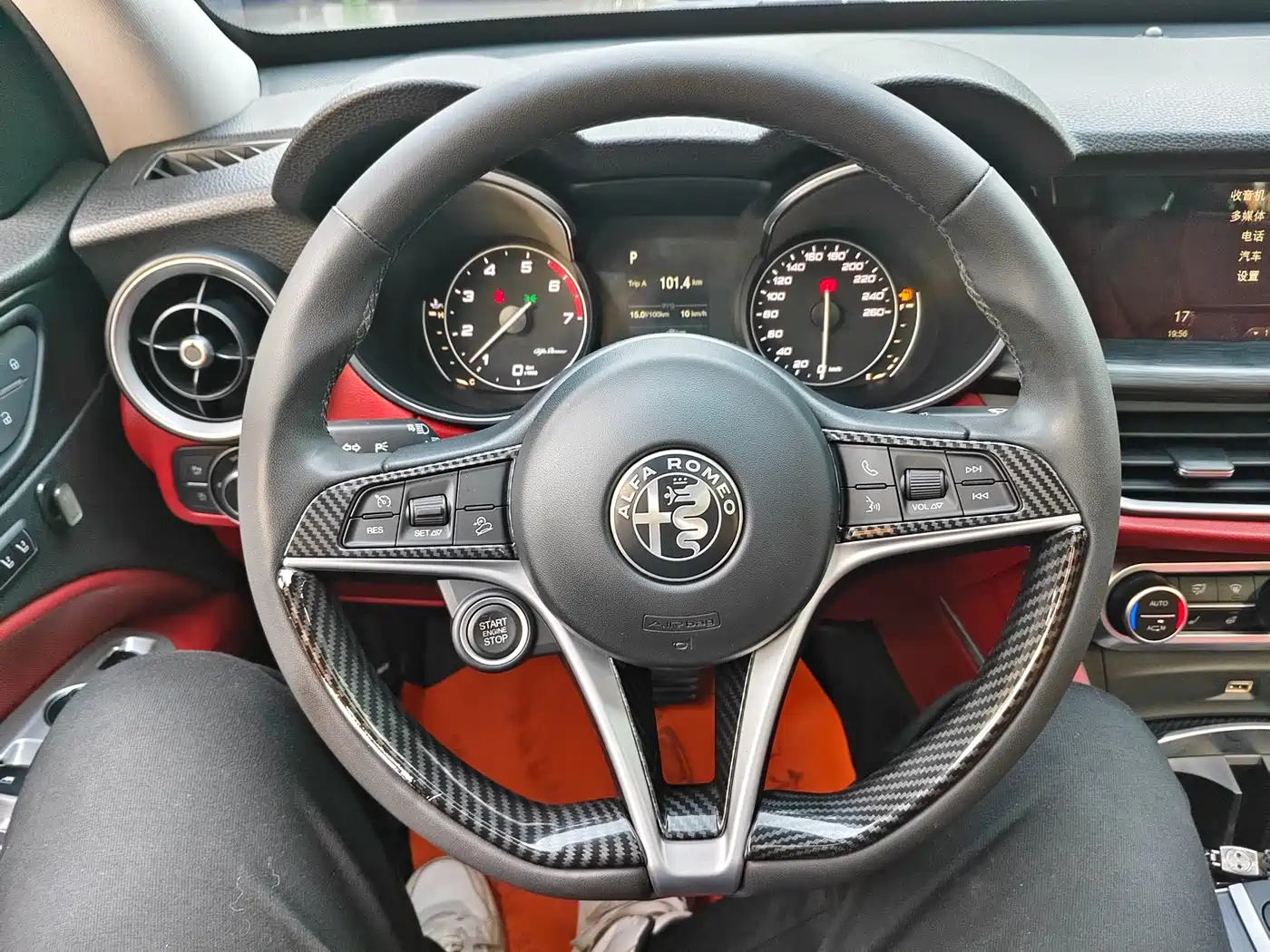 Alfa Romeo Stelvio 2019 2017 2.0T 200HP Elite