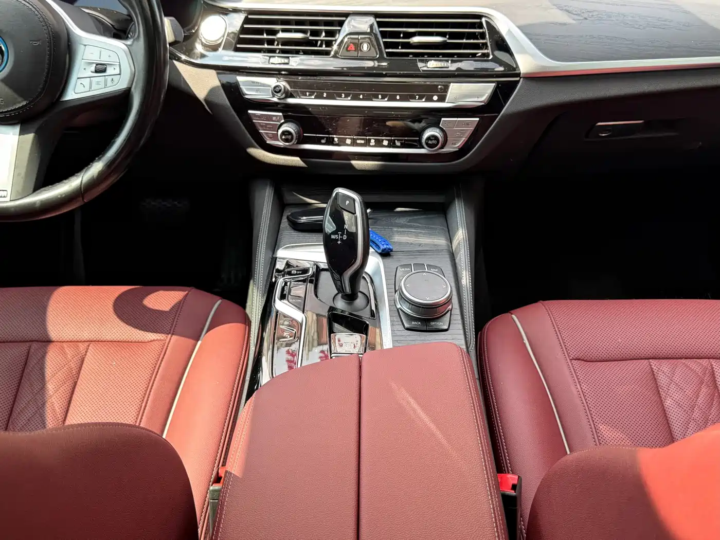 BMW 5 Series New Energy 2023 2022 Facelift 535Le M Sport Package